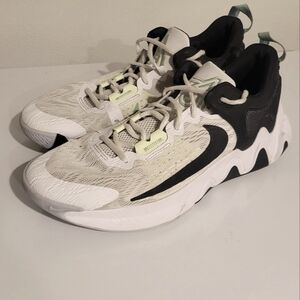 Nike Giannis Immortality 2, Basketball Shoes, Men's, 10.5